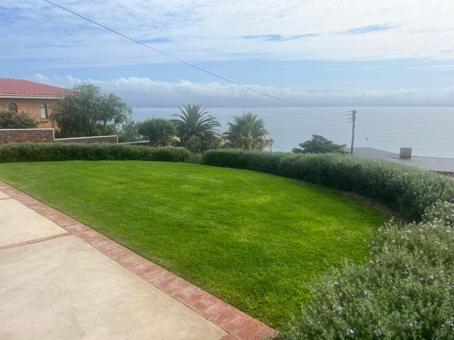 5 Bedroom Property for Sale in De Bakke Western Cape